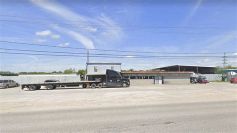 Martinez tire shop - Martinez Tire & Auto Shop | 12257 West Ave, San Antonio, TX 78216 | (210) 267-9420.